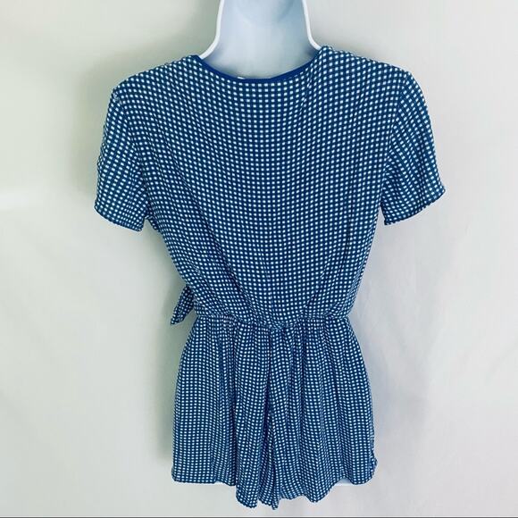 Everly Side Tie Romper Size Small - Picture 7 of 11